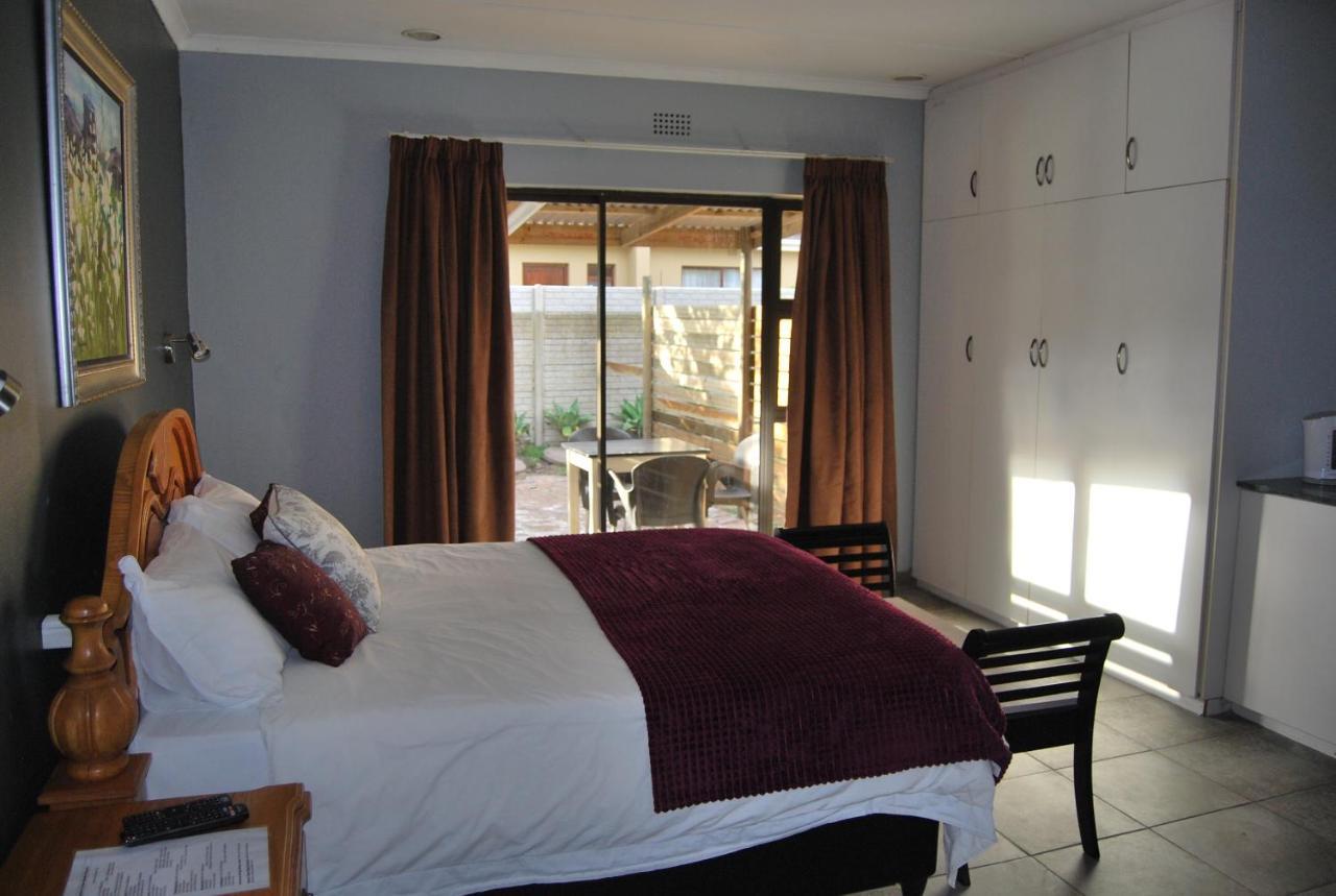 ג'ורג' 14 Cluster Cottages מראה חיצוני תמונה